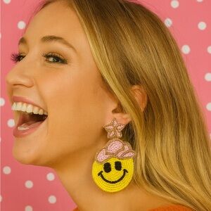 NWT | Smiley Face Beaded Earrings